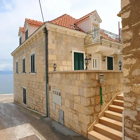 Studio 17796a סוטיבאן